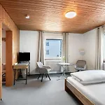 Bed and breakfast Garni Siedlerstube Nuertingen