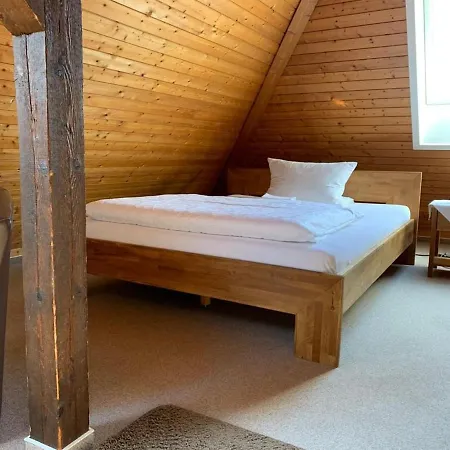 Bed & Breakfast Garni Siedlerstube Nuertingen