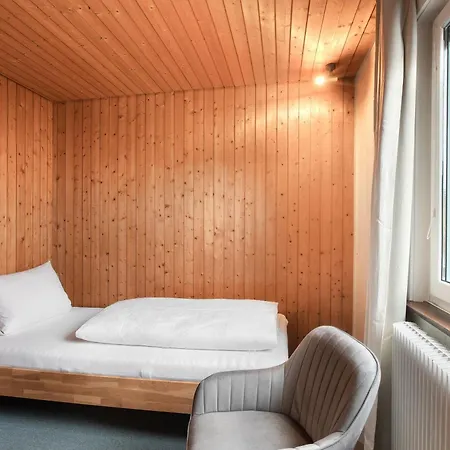 فندق مبيت وإفطار Garni Siedlerstube 3*